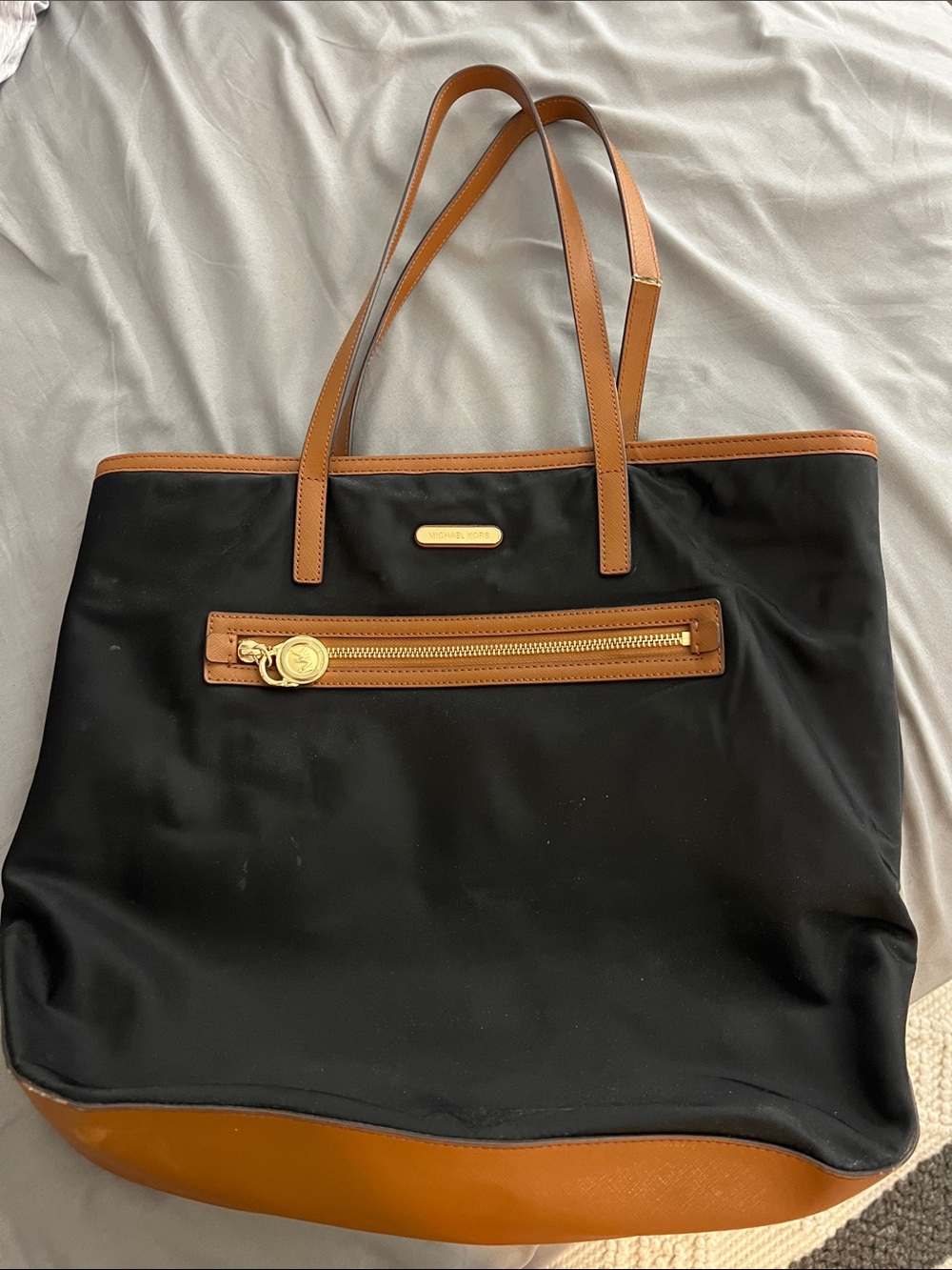 Black & Tan Michael Kors Tote Bag with Zip Pocket